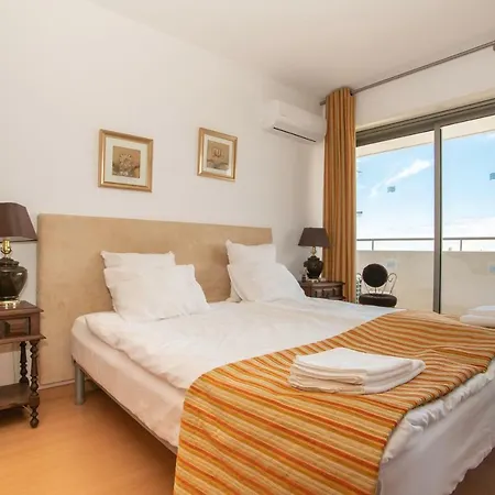 Sun And Sea Lovely Terrace Apartment